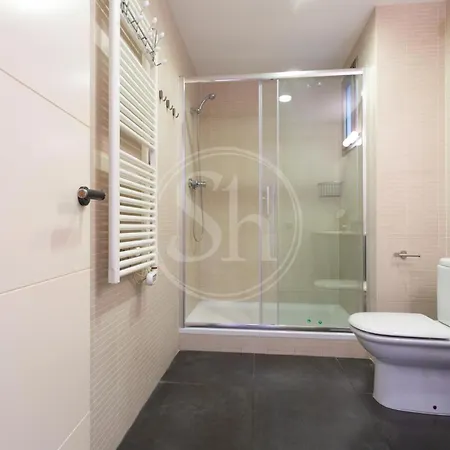 Cómodo En El Eixample Apartamento *